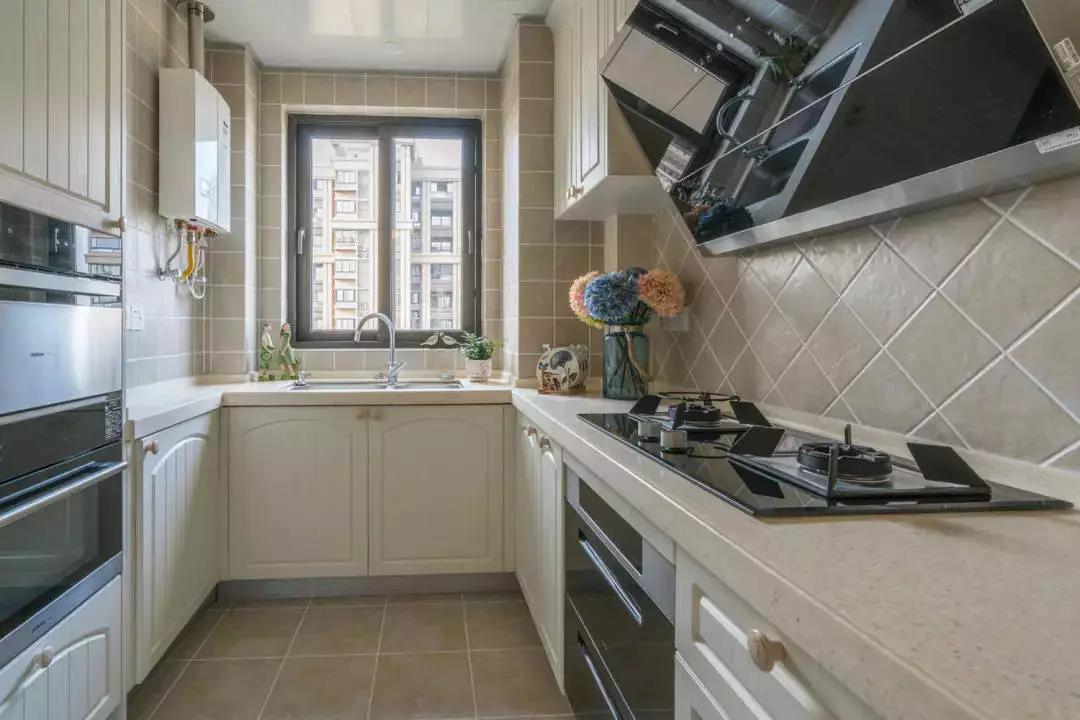 厨房装修要如何合理规划空间选择家电