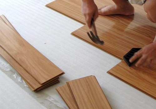 木地板选购技巧有哪些(木地板安装教程有哪些)
