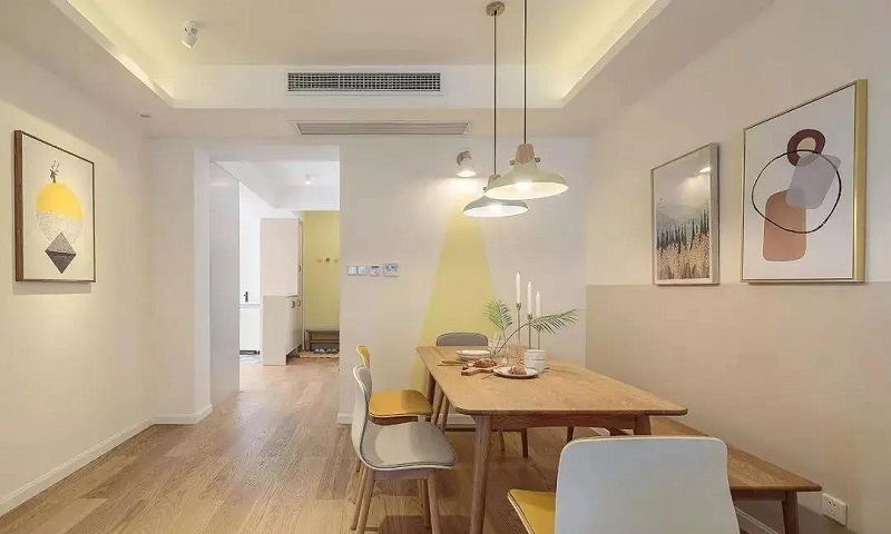100㎡三居室北欧风装修，原木搭配暖色调让家温馨